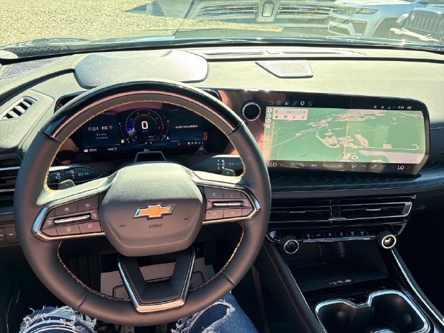 2027 Chevrolet Traverse High Country - Photo 10