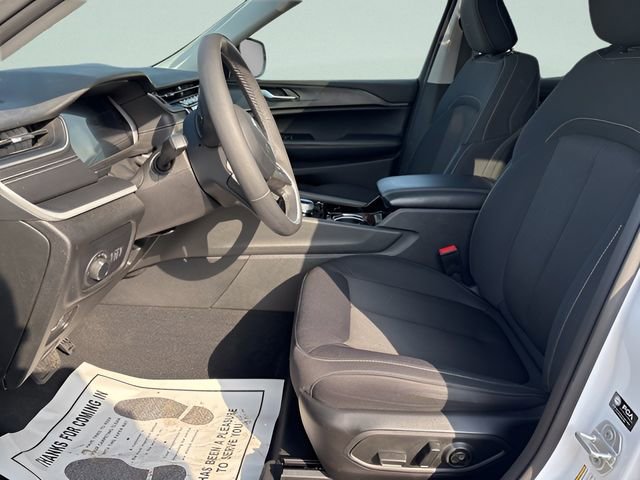 2023 Jeep Grand Cherokee Laredo - Photo 7