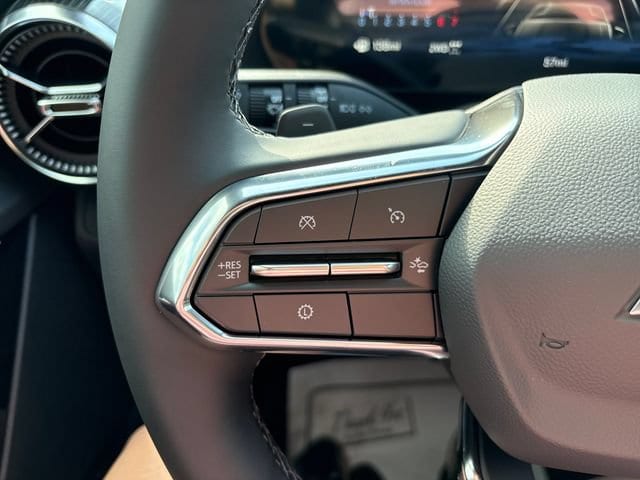 2027 Chevrolet Equinox LT - Photo 12