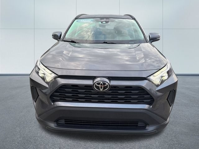 2024 Toyota RAV4 XLE - Photo 6