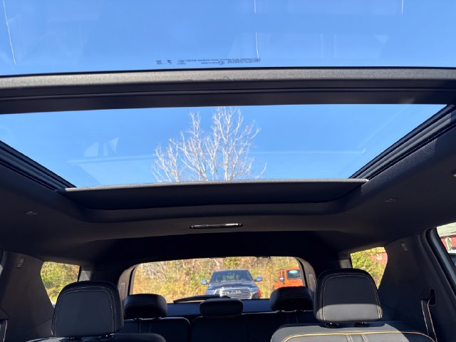 2027 Chevrolet Traverse High Country - Photo 15