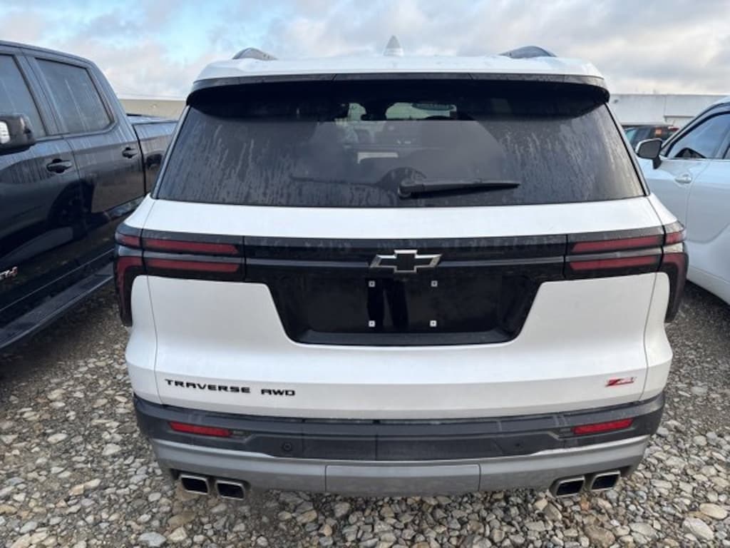 Used 2024 Chevrolet Traverse Z71 SUV