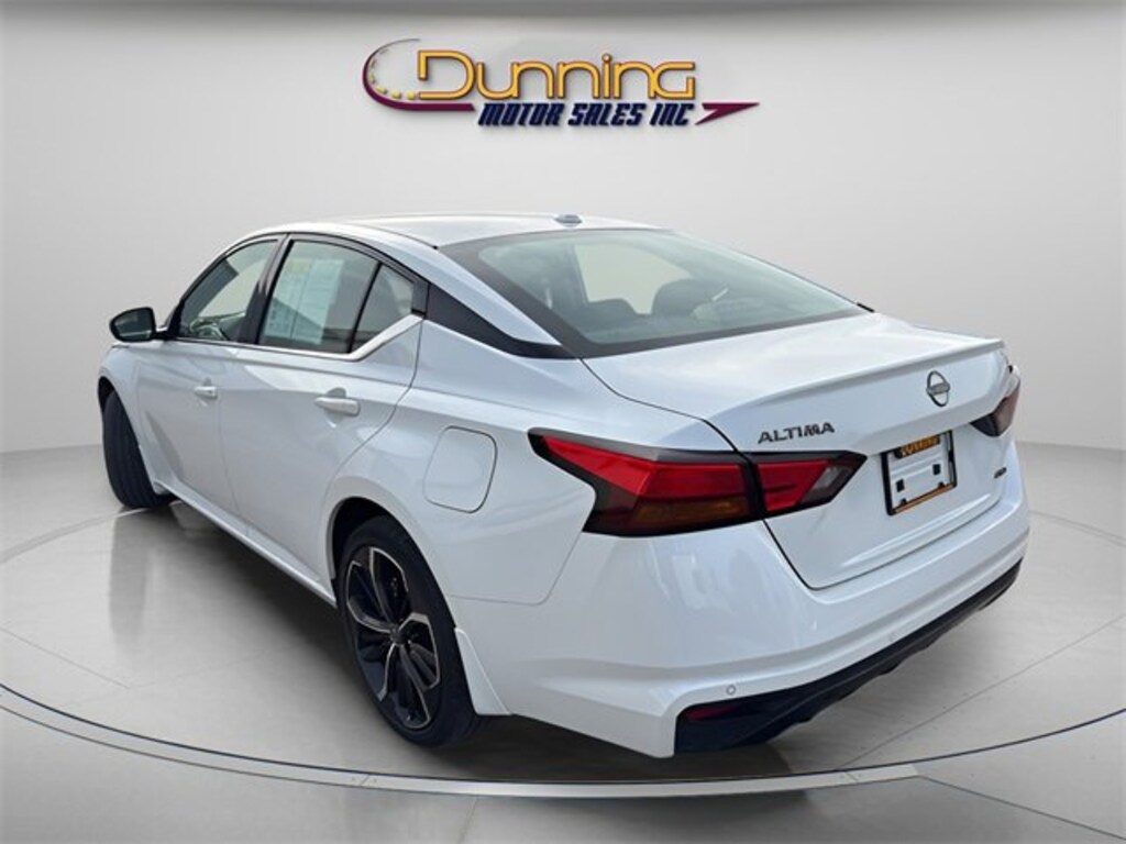 Used 2024 Nissan Altima 2.5 SR