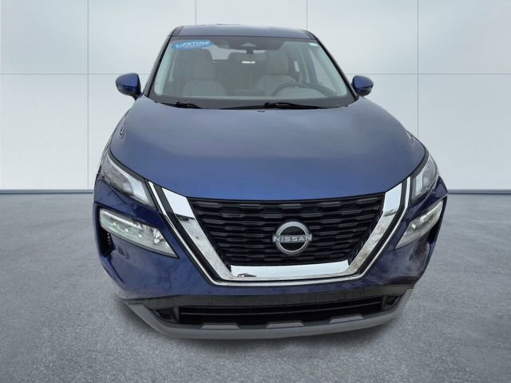 Used 2023 Nissan Rogue SV