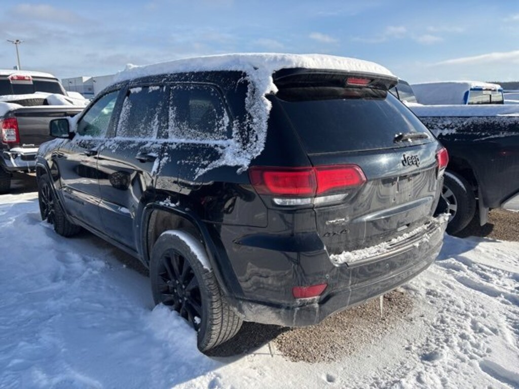 Used 2019 Jeep Grand Cherokee Altitude