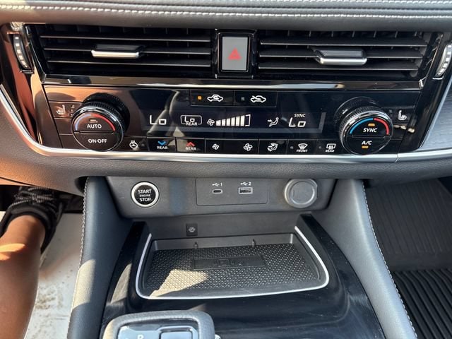 2023 Nissan Rogue Platinum - Photo 18