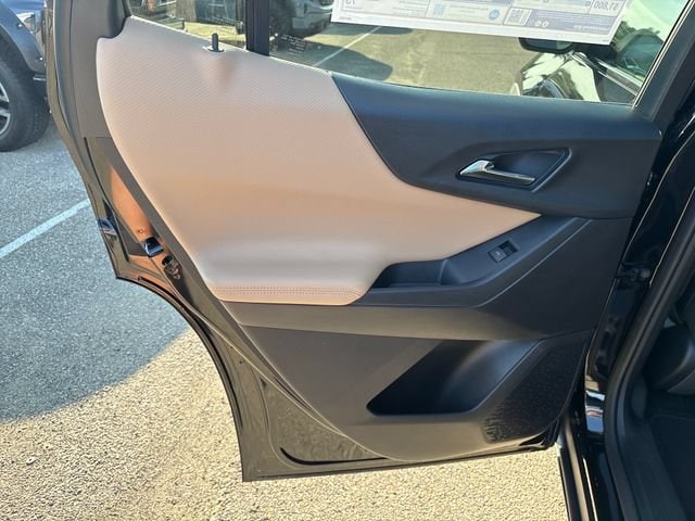 2027 Chevrolet Equinox ACTIV - Photo 18