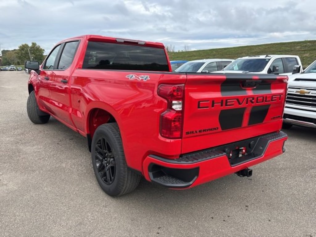 New 2026 Chevrolet Silverado 1500 Custom Truck