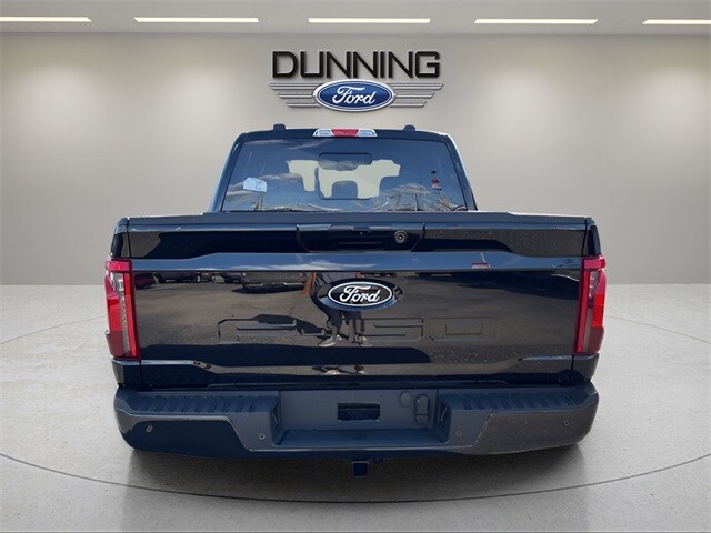 2025 Ford F-150 XLT photo 2