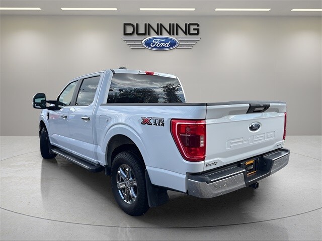 2021 Ford F-150 XLT photo 2