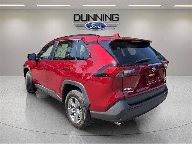 2023 Toyota RAV4 Hybrid LE photo 2