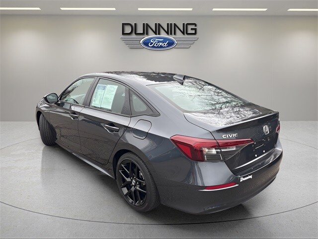 2025 Honda Civic Sport photo 2