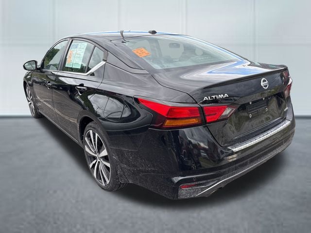 Used 2020 Nissan Altima SR with VIN 1N4BL4CW3LC261638 for sale in Cambridge, OH