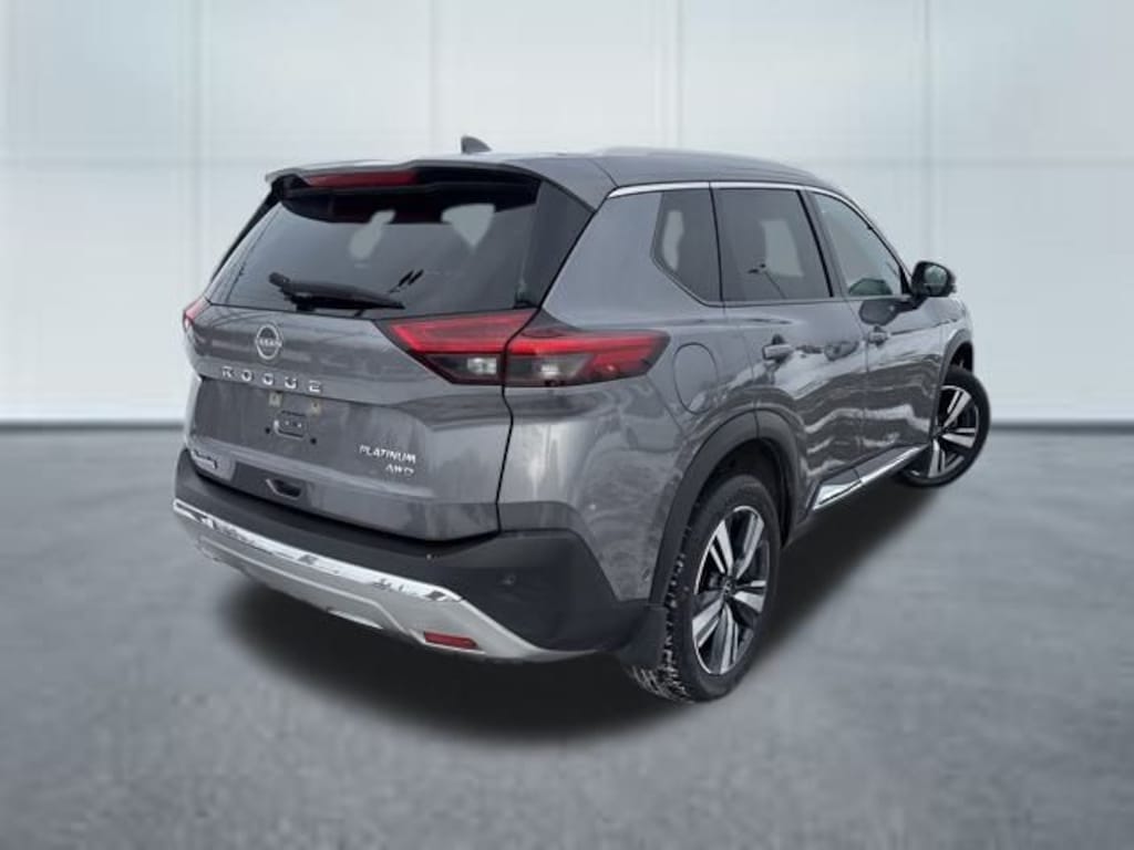 Used 2023 Nissan Rogue Platinum SUV