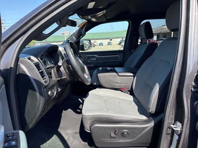 2021 Ram 1500 Big Horn Lone Star photo 3