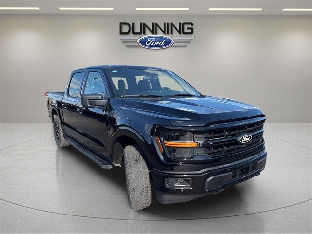 2025 Ford F-150 XLT photo 3