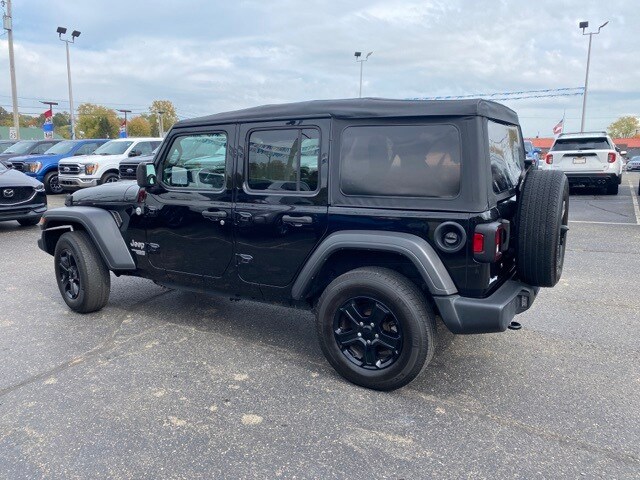 2019 Jeep Wrangler Unlimited Sport S photo 2
