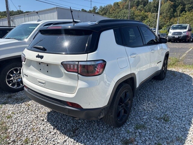 2018 Jeep Compass Altitude photo 2