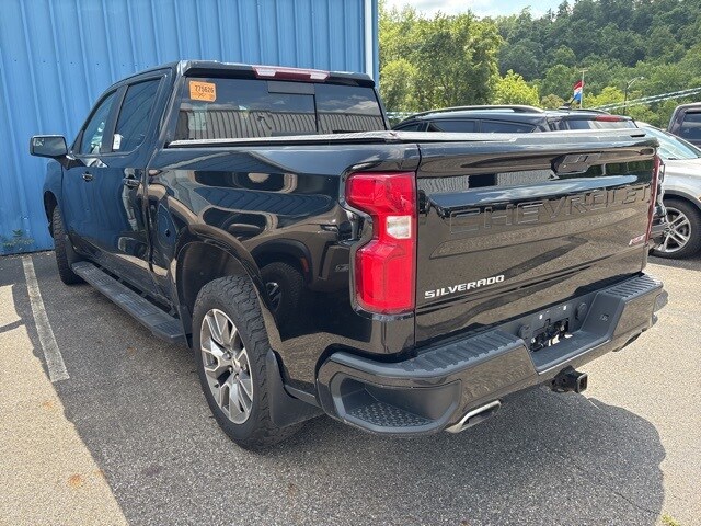 2020 Chevrolet Silverado 1500 RST photo 2