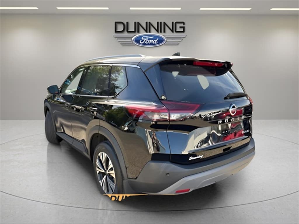 Used 2021 Nissan Rogue SV SUV