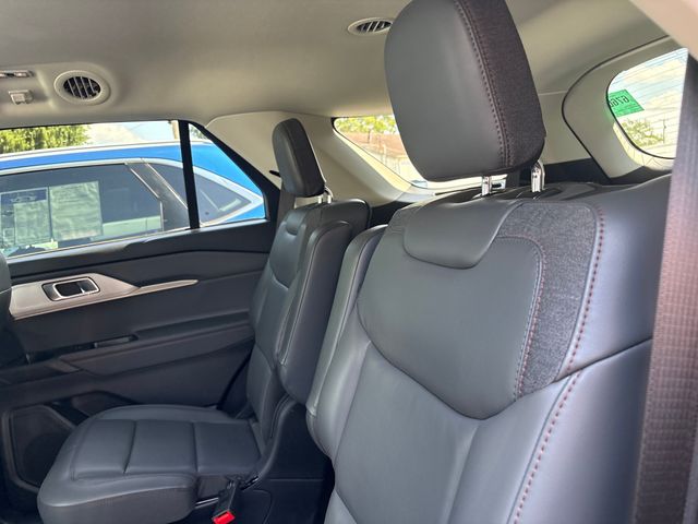 2026 Ford Explorer Active - Photo 10