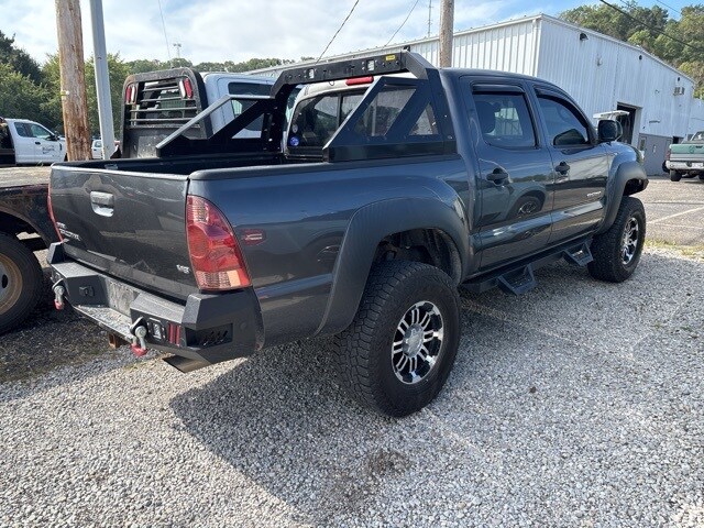 2014 Toyota Tacoma Base photo 2