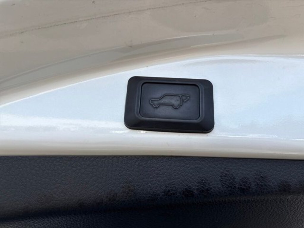 Used 2018 Toyota RAV4 Limited SUV