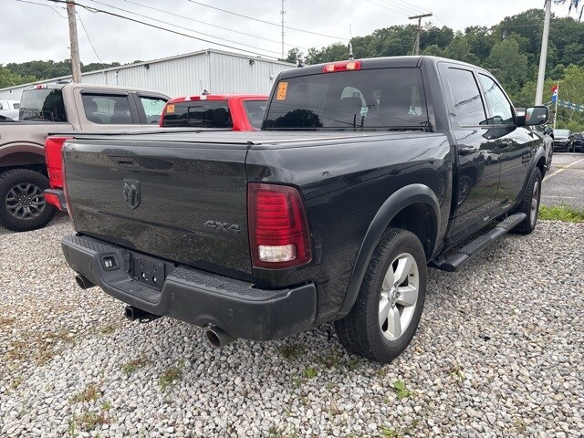 2022 Ram 1500 Classic Warlock photo 2