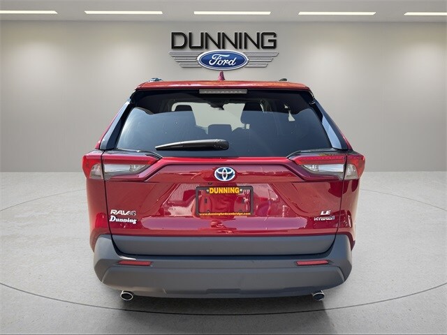 2023 Toyota RAV4 Hybrid LE photo 3