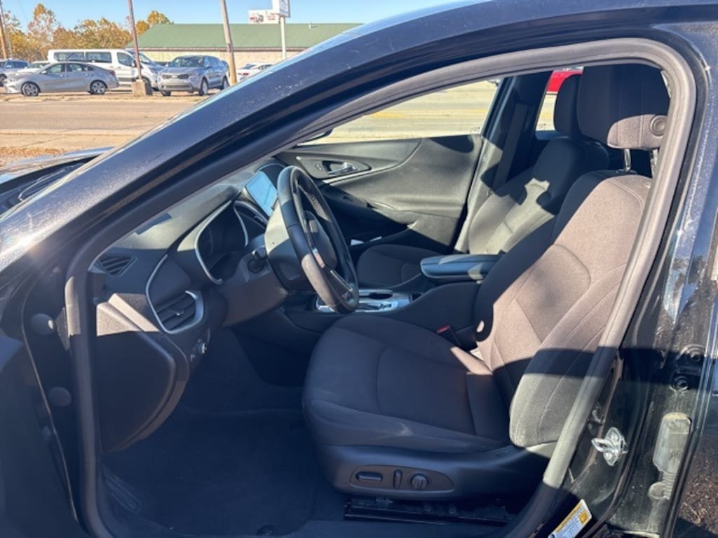 Used 2023 Chevrolet Malibu LT Sedan