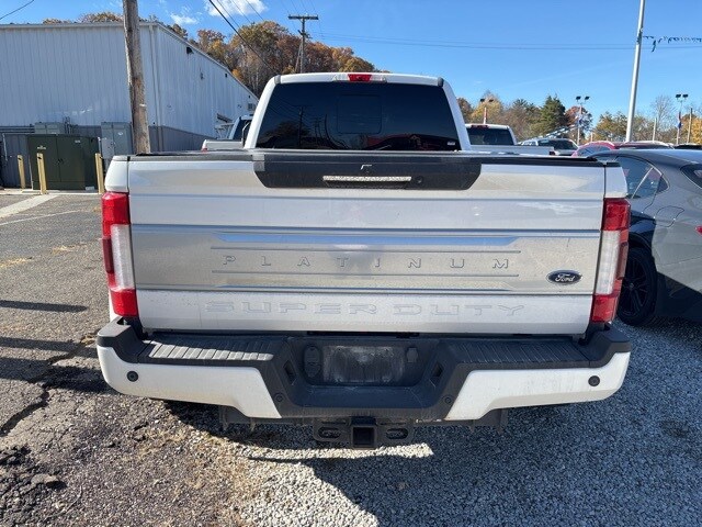 2017 Ford F-450 photo 2