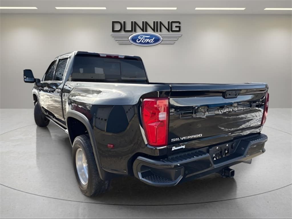 Used 2023 Chevrolet Silverado 3500HD High Country Truck