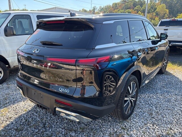 2022 Infiniti QX60 Autograph photo 2
