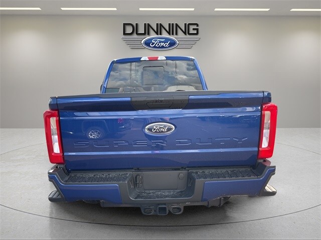 2026 Ford F-250 photo 3