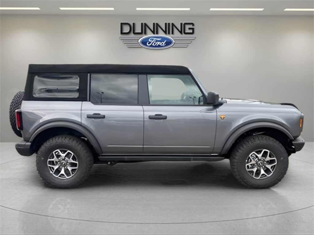 Used 2024 Ford Bronco Badlands SUV