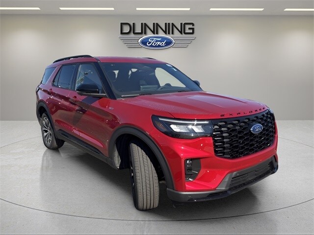 2026 Ford Explorer ST-Line photo 3