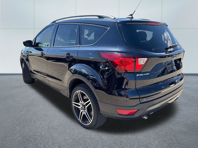 Used 2019 Ford Escape SEL with VIN 1FMCU9HD5KUB52439 for sale in Cambridge, OH