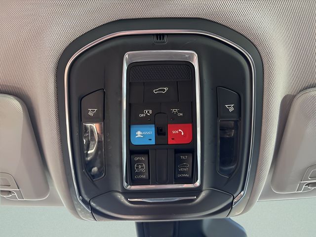 2023 Jeep Grand Cherokee Laredo - Photo 15