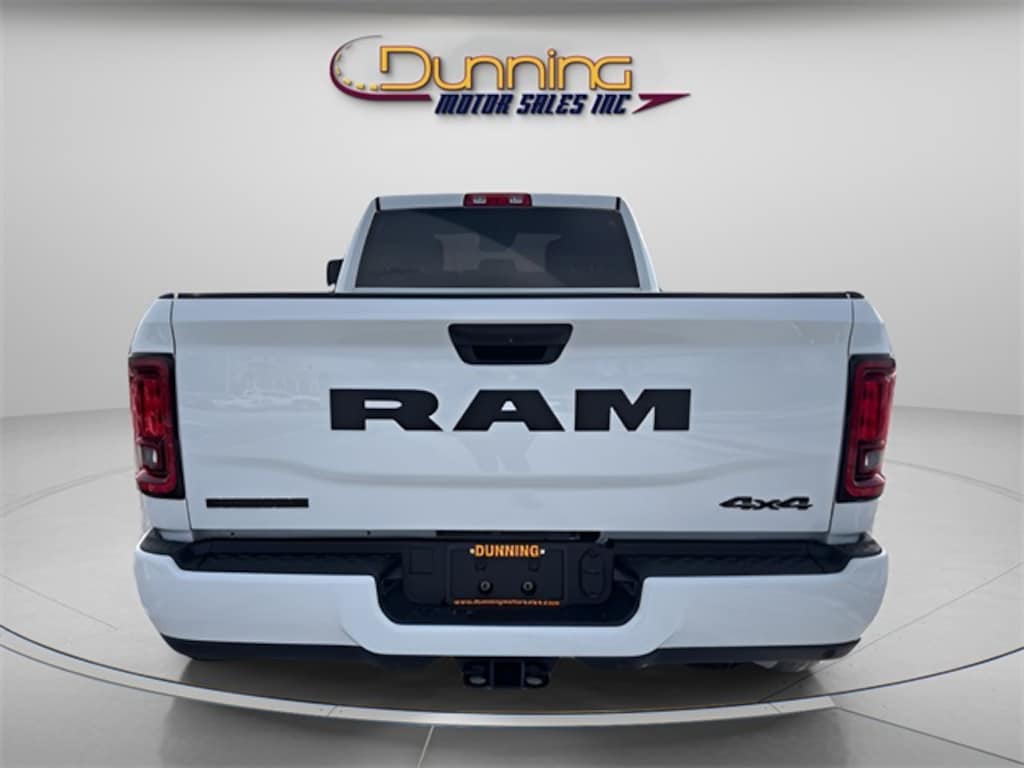 New 2026 Ram 3500 BIG HORN CREW CAB 4X4 8' BOX Pickup