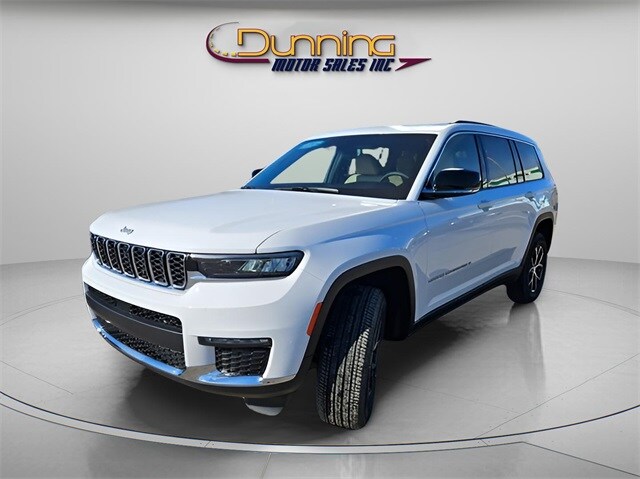 2024 Jeep Grand Cherokee Limited photo 3