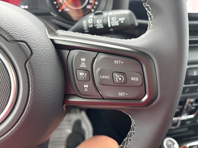 2025 Jeep Wrangler 4-Door Willys - Photo 13