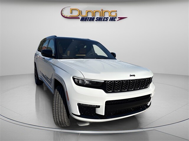 2025 Jeep Grand Cherokee L Summit Reserve photo 2
