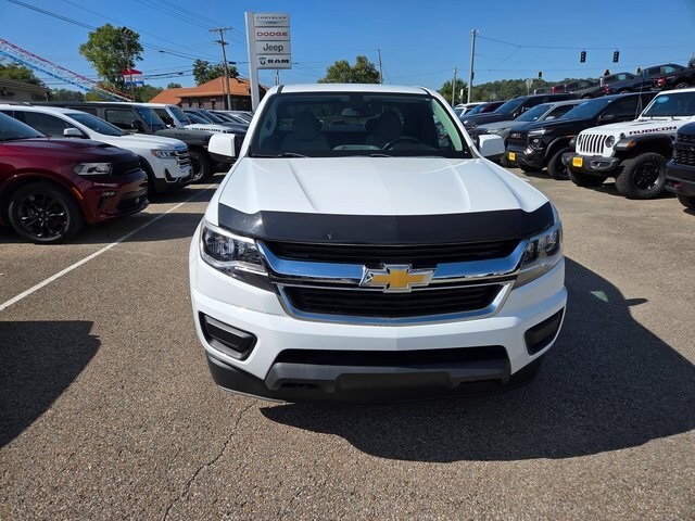 2018 Chevrolet Colorado Work Truck photo 2