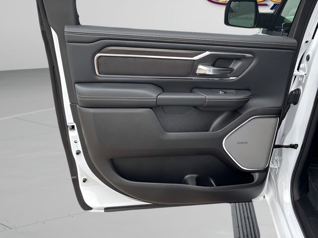 2026 RAM 1500 Laramie - Photo 20