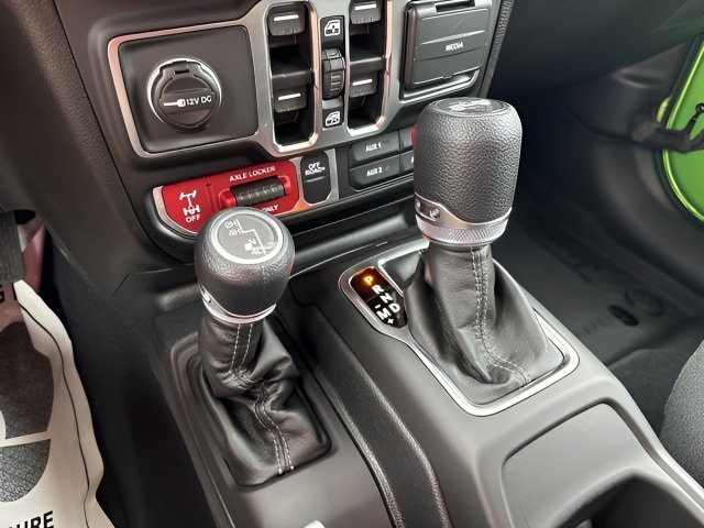 2025 Jeep Wrangler 4-Door Willys - Photo 20