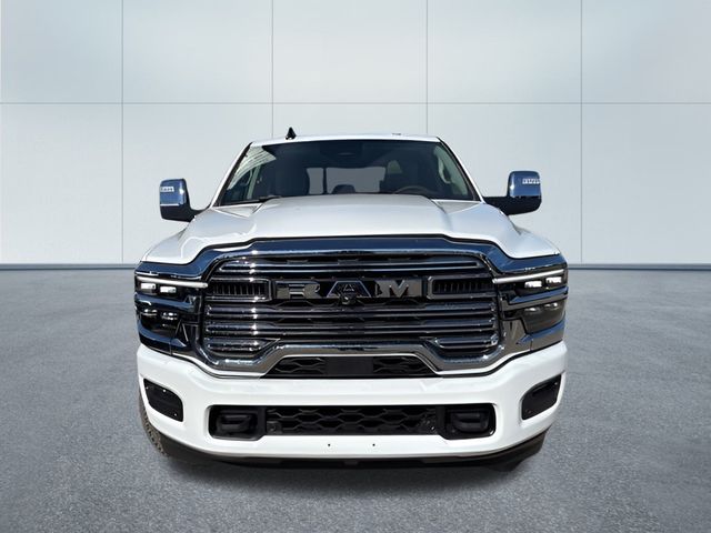 2026 RAM 3500 Laramie - Photo 6
