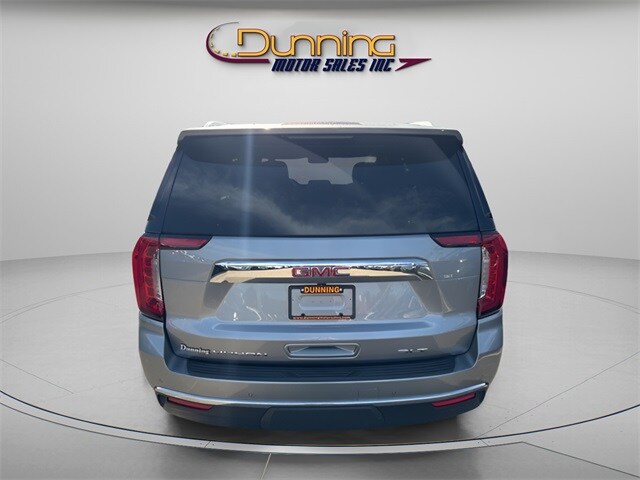 2024 Gmc Yukon SLT photo 2