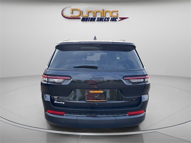 2025 Jeep Grand Cherokee Limited photo 2