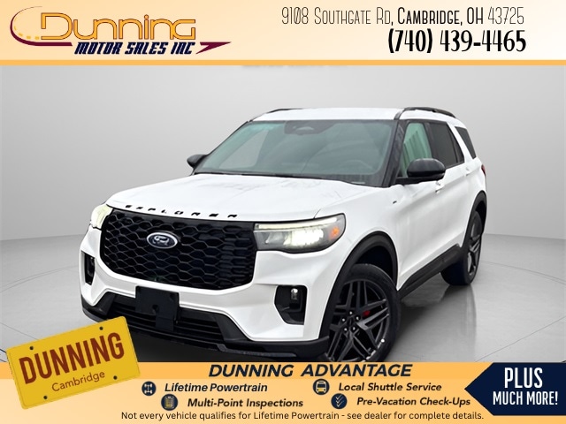 2025 Ford Explorer ST-LINE's photo