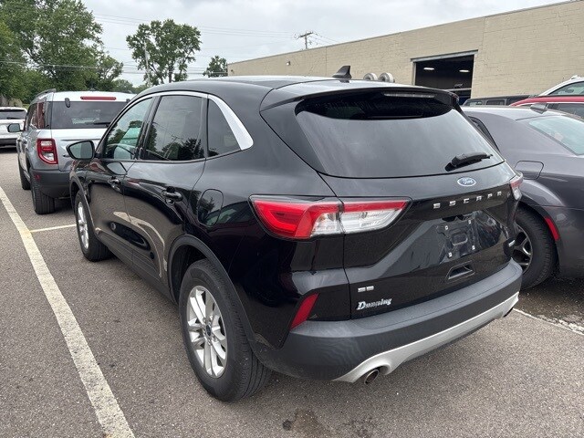 2020 Ford Escape SE photo 2